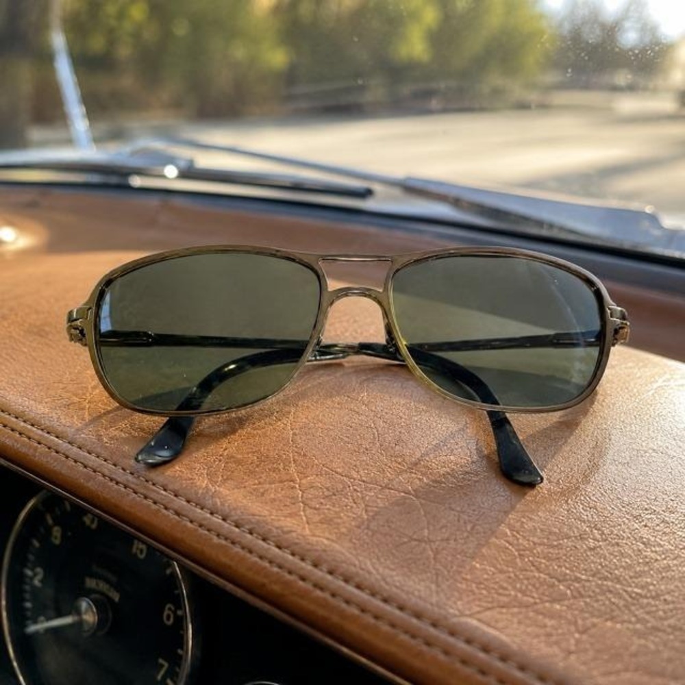 Vintage Carrera Aviator Sunglasses Bronze Frame Green Lens 55-16-140